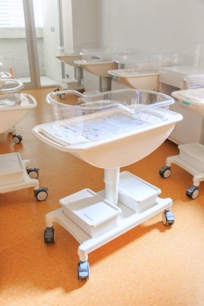 Hospital Baby Cart / Newborn Bassinet Trolley - View 1