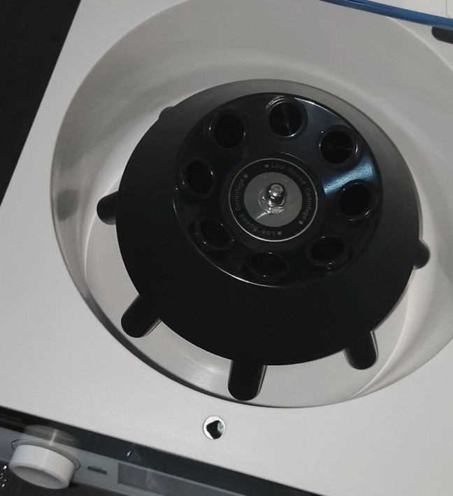 Eco-Trust Modern centrifuge angle 3