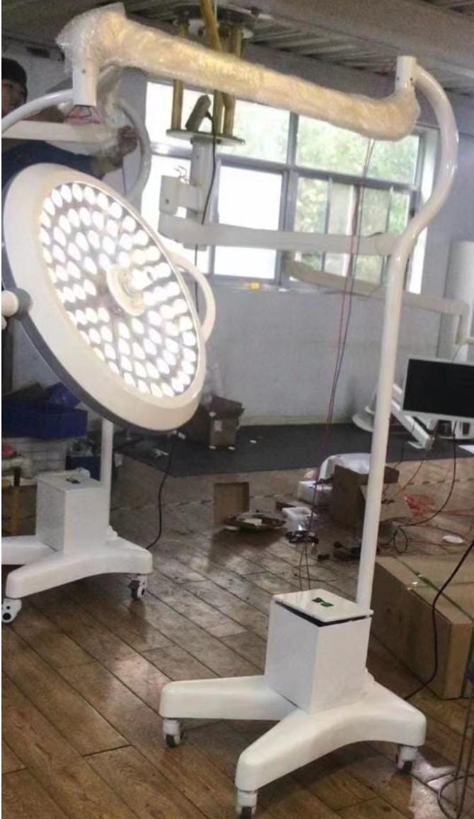 LED Mobile Integral Reflection Shadowless Lamp with Battery Backup - View 1