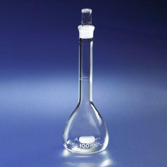 PYREX 100mL Class A Certified and Serialized Volumetric Flask with Glass Stopper 5680-100 - View 1