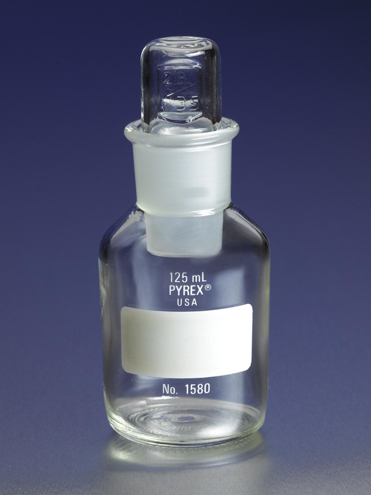 PYREX 125mL Narrow Mouth Reagent Bottle with Glass Stopper - View 1