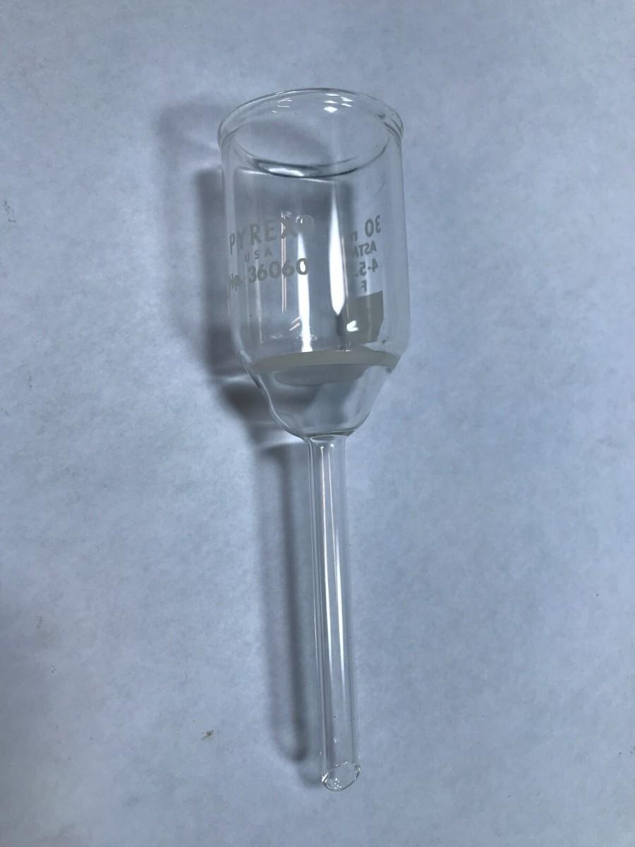 PYREX® 30 mL Buchner Funnel with Fine Fritted Disc – 36060-30F - View 1