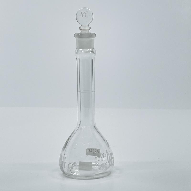 PYREX 50mL Class A Certified and Serialized Volumetric Flask with Glass Stopper 5680-50 - View 1