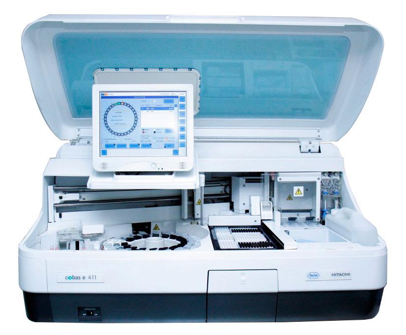 Roche cobas e 411 Disk Automated Immunoassay Analyzer - View 1