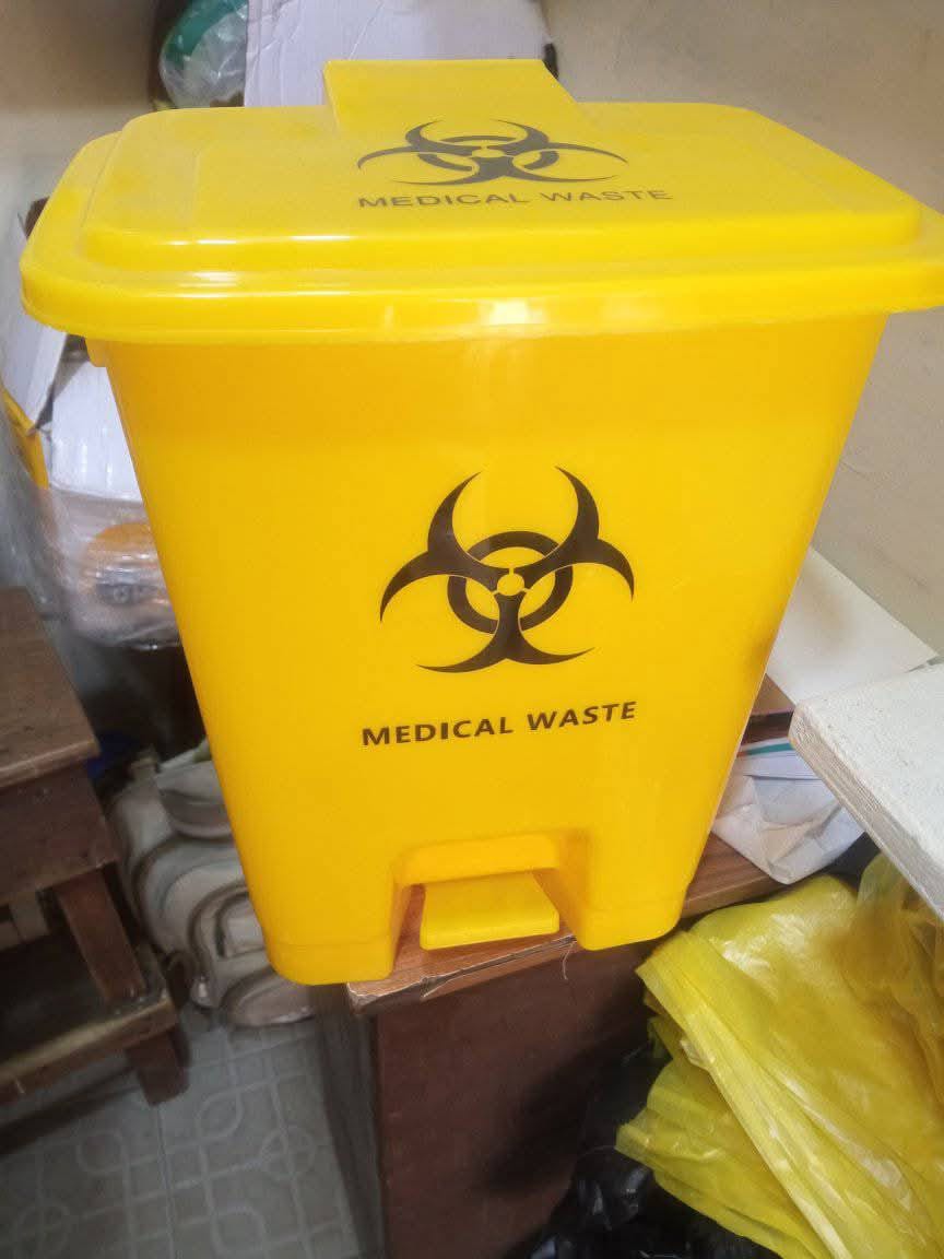 Medical Waste Pedal Bin / Biohazard Waste Bin